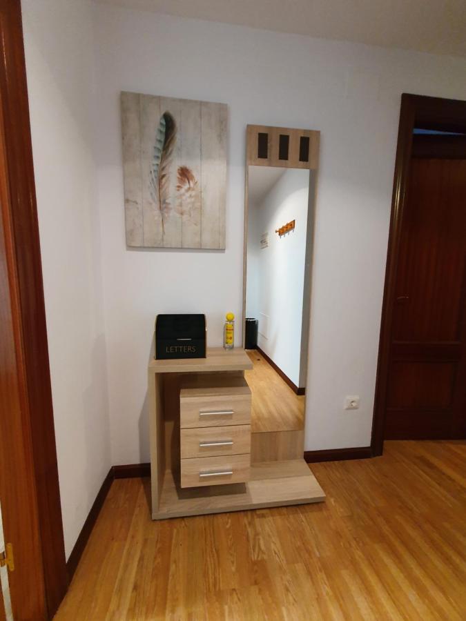 La Estancia De Cangas - Amplio Piso Con Garaje Onís Kültér fotó